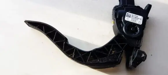 Audi A5 8T 8F Accelerator throttle pedal 8K1721523 6PV00950500