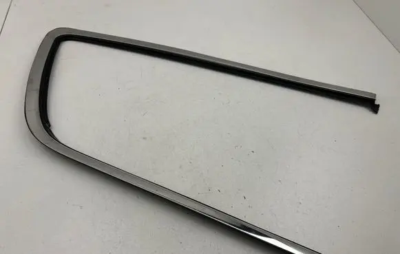 Chrysler Pacifica Rear side glass trim 68227296AD