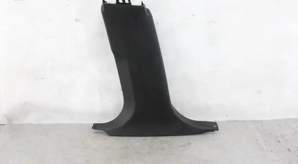 (B) pillar trim (bottom)
