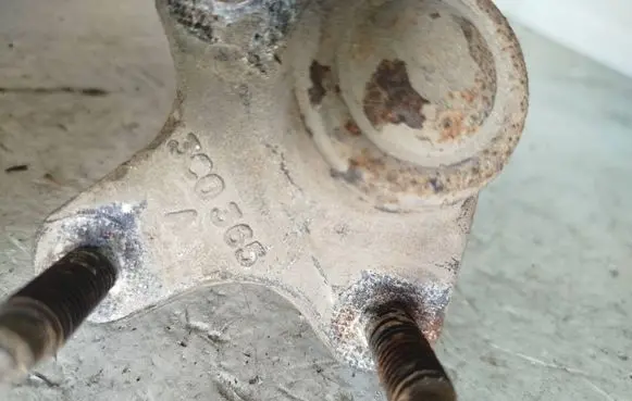 Volkswagen PASSAT B6 Front ball joint