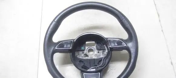 Audi Q3 8U Steering wheel
