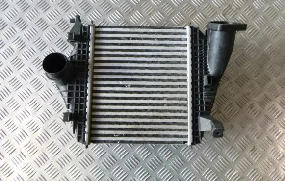 Audi Q8 Intercooler radiator