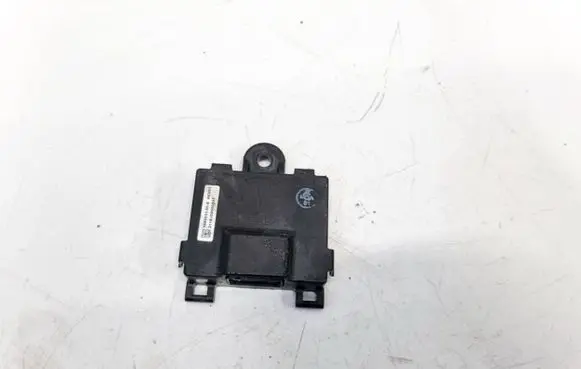 Tesla Model S Door control unit/module 106965100D 1069651-00-D