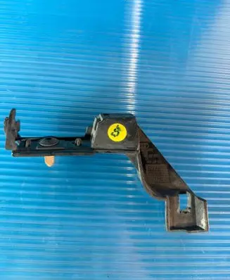 Audi A4 S4 B8 8K Headlight/headlamp mounting bracket 8k5807889