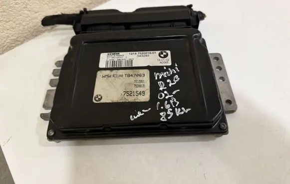 Mini One - Cooper R50 - 53 Engine control unit/module S118012001