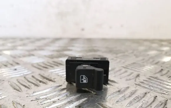 Jeep Renegade Electric window control switch