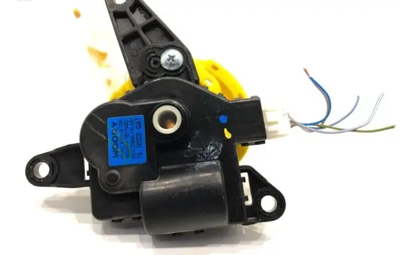 Ford Ranger Air flap motor/actuator D266LYALA01
