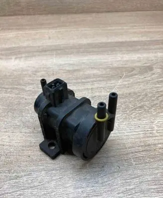 Opel Zafira A Turbo solenoid valve 09158200