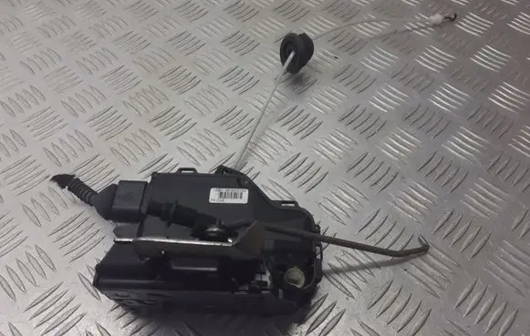 Audi A4 S4 B6 8E 8H Front door lock 4B1837016G
