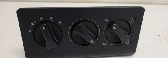 Volkswagen Caddy Climate control unit 1H0819045A 1H0820045