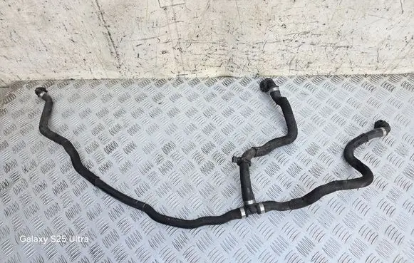 BMW 5 G30 G31 Engine coolant pipe/hose 8602863 17128602863