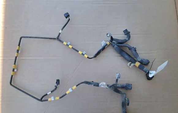 Toyota RAV 4 (XA50) Rear tail light wiring loom 8218242071