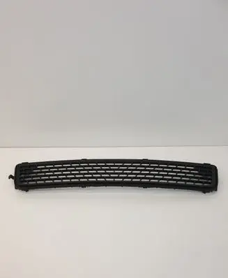 Volvo V70 Front bumper lower grill 30763113 30678636