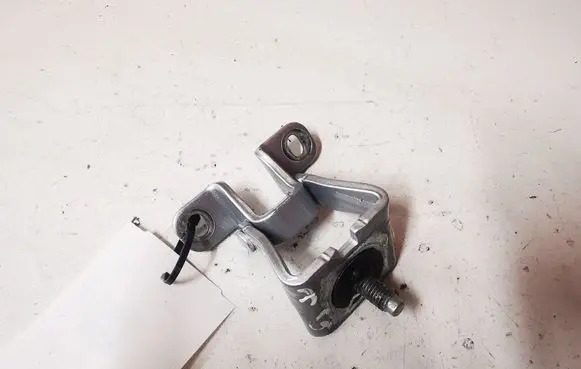 Volkswagen Golf VII Tailgate/trunk/boot hinge 5G6827301