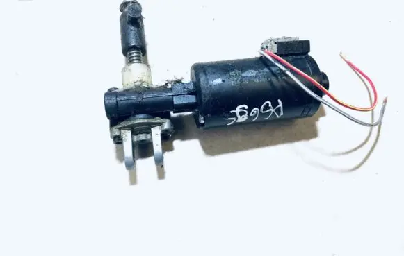 Nissan Primera Seat adjustment motor dew020314