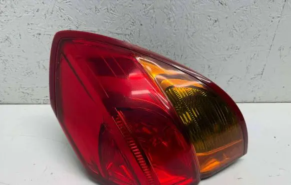 Subaru Outback Rear/tail lights 22020792