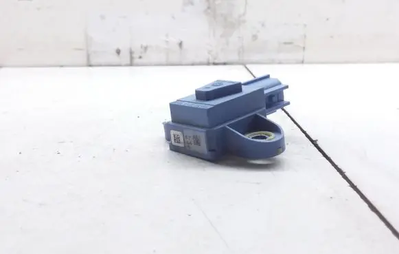 Volkswagen Golf V Airbag deployment crash/impact sensor 1K0955557B