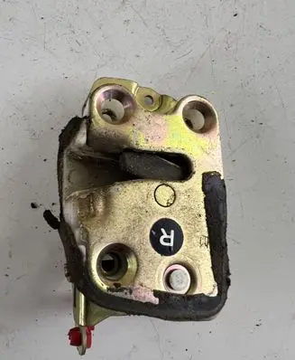 Opel Frontera A Tailgate lock latch 
