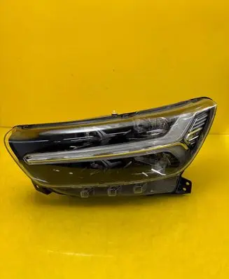 Volvo XC40 Headlight/headlamp 32342524