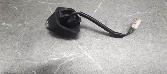 BMW 3 E92 E93 Windshield washer spray nozzle 7131299