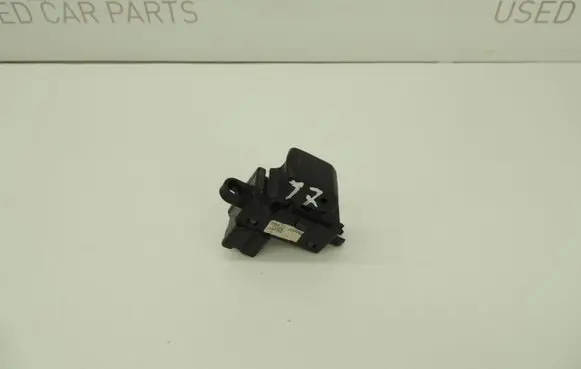 Nissan Qashqai Electric window control switch 25411JD000 DS17