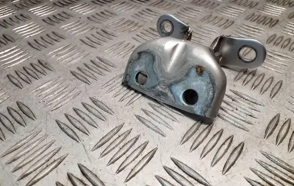 KIA Sorento Rear door upper hinge 