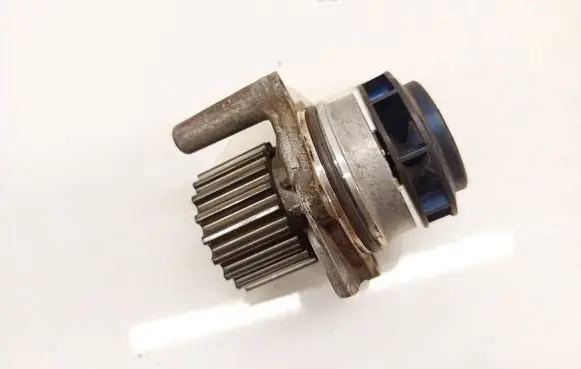 Audi A5 8T 8F Water pump 038121019E