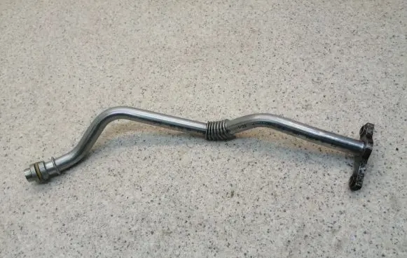 Citroen C3 Aircross Coolant pipe/hose 9832926080
