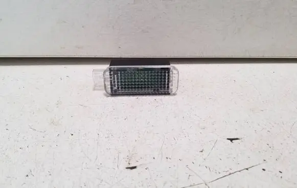 Audi Q7 4M Other interior light 4E0947415