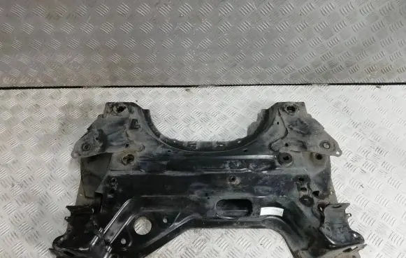 Peugeot 3008 I Front subframe