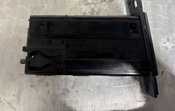 BMW 3 E90 E91 Cup holder 22167210