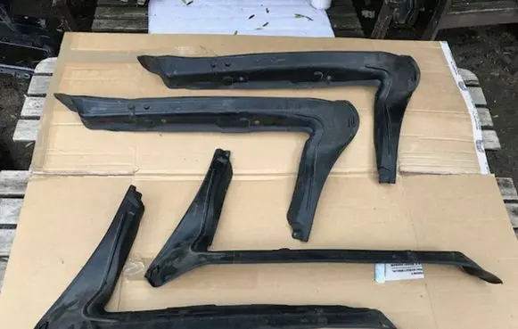 Audi A4 S4 B8 8K Fender foam support/seal 8K0821112