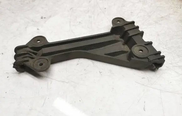 Audi A6 S6 C5 4B Front bumper mounting bracket 4A0807284A