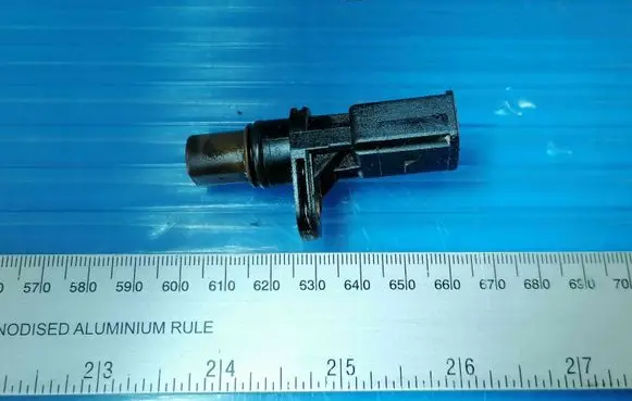 Volkswagen Golf V Camshaft position sensor 06C905163B