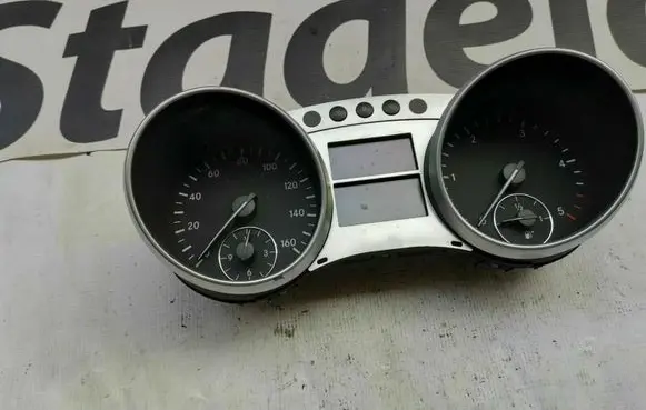 Mercedes-Benz R W251 Speedometer (instrument cluster) A2515409047 2515409047