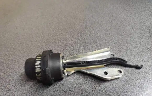 Mercedes-Benz Sprinter W906 EGR valve A6511410369