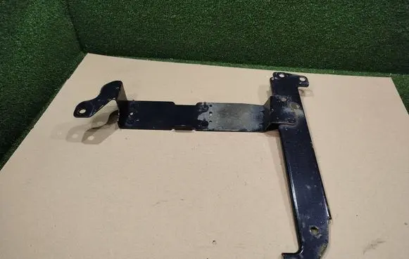 Renault Trafic III (X82) Other engine bay part 237G21892R
