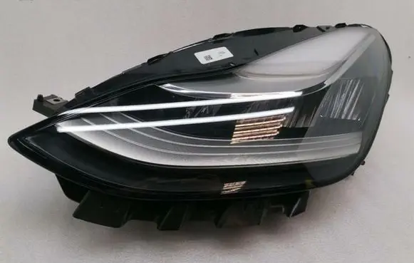 Tesla Model 3 Headlight/headlamp 107737900B