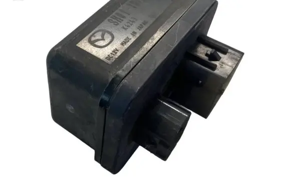 Mazda CX-5 Glow plug pre-heat relay SH0118650 K4243