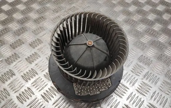 Volkswagen Touran I Heater fan/blower TSG143