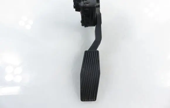 Opel Astra G Accelerator throttle pedal 6PV00811200 9157998BK