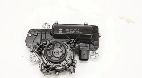 Audi A4 S4 B9 8W Tailgate/trunk/boot lock/catch/latch 3V5827887B