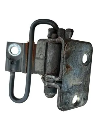 Volkswagen PASSAT B7 Front door upper hinge 3C8831412C