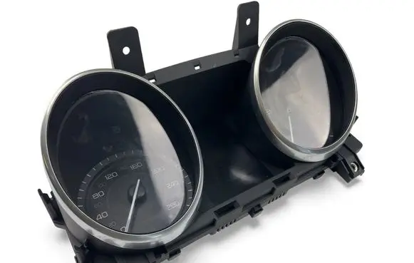Jaguar XE Speedometer (instrument cluster) GX7310849EG
