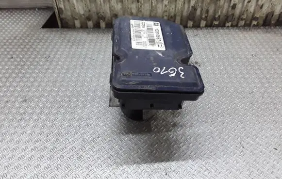 Opel Insignia A ABS Pump 13316697