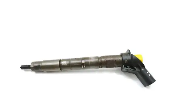 KIA Sorento Fuel injector 338002F000 0445116018