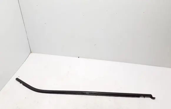Volvo C40 Rear door trim (molding)