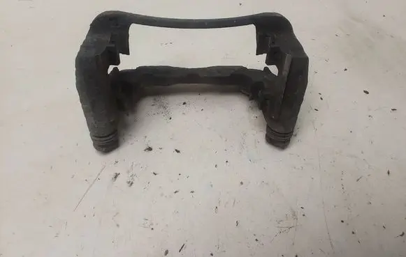 Nissan X-Trail T31 Brake caliper pad carrier rear 