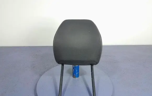 Dacia Sandero Front seat headrest 