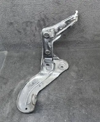 Audi A6 Allroad C6 Intercooler pipe mounting bracket 4F0145813F